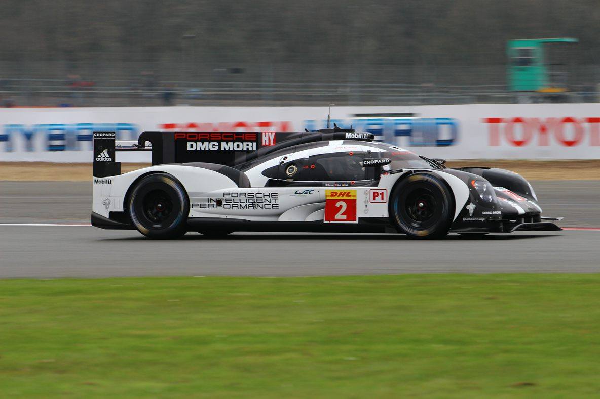 Porsche lead the way in FP1