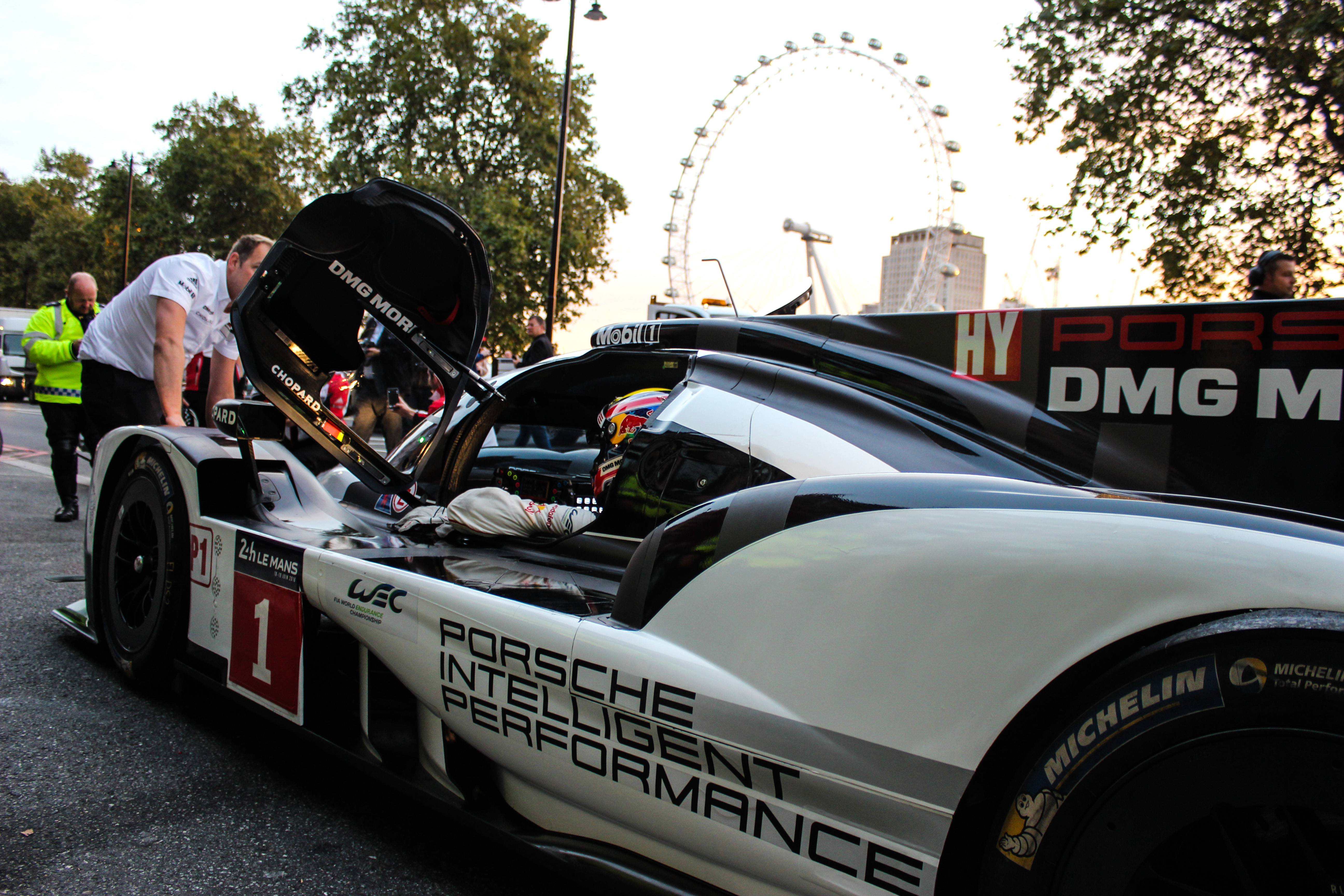 Mark Webber and Porsche take on London