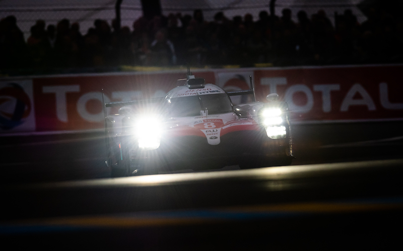 Toyota leads during the night in Le Mans